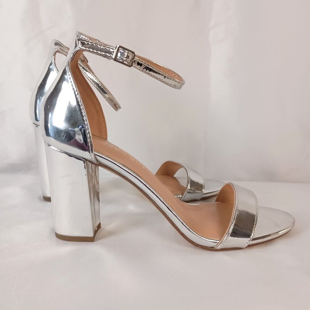 Madden Girl Beella Heeled Sandals Women’s Size 9 Silver NWOB - Picture 10 of 11